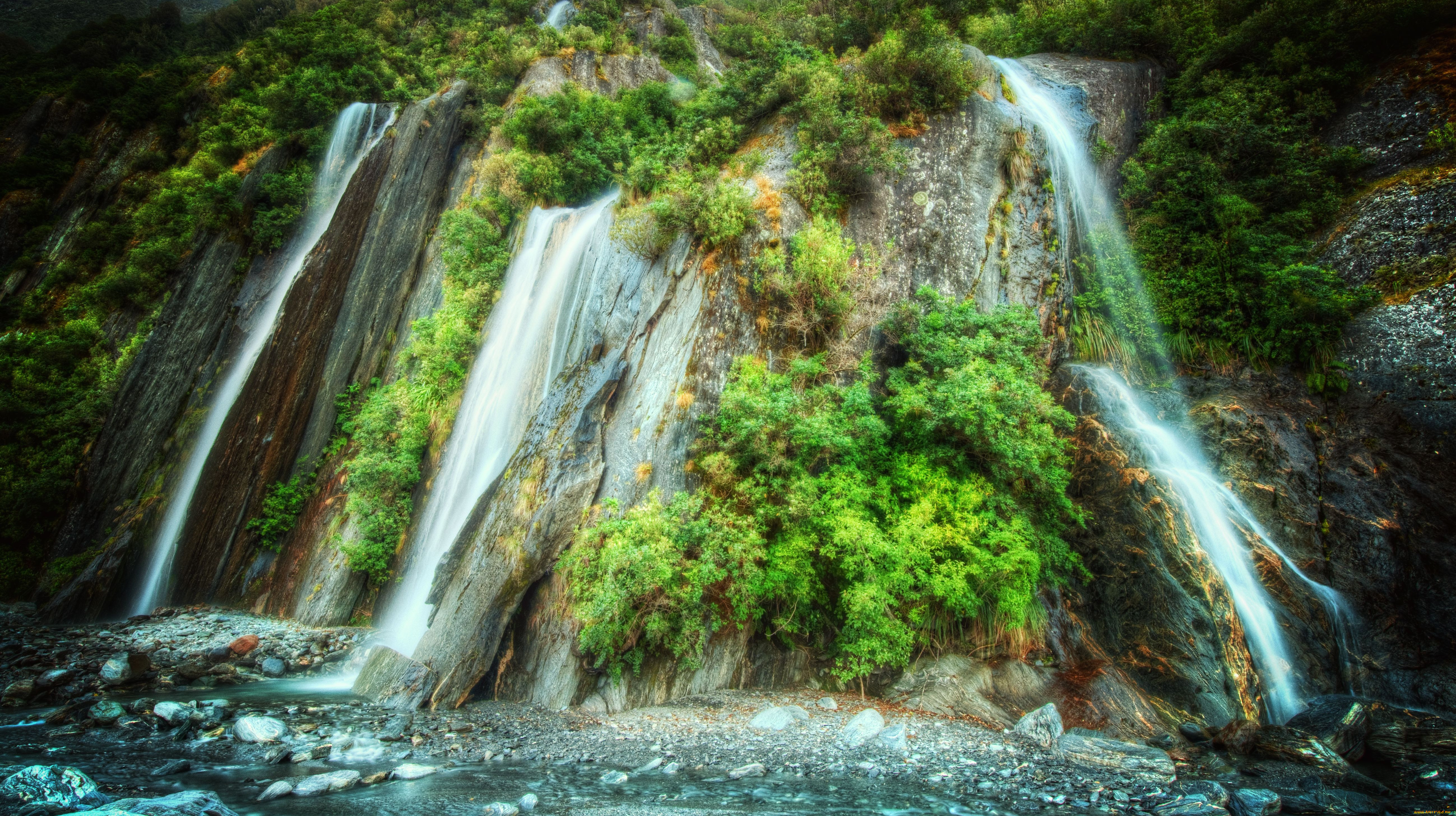 Водопады Таджикистана